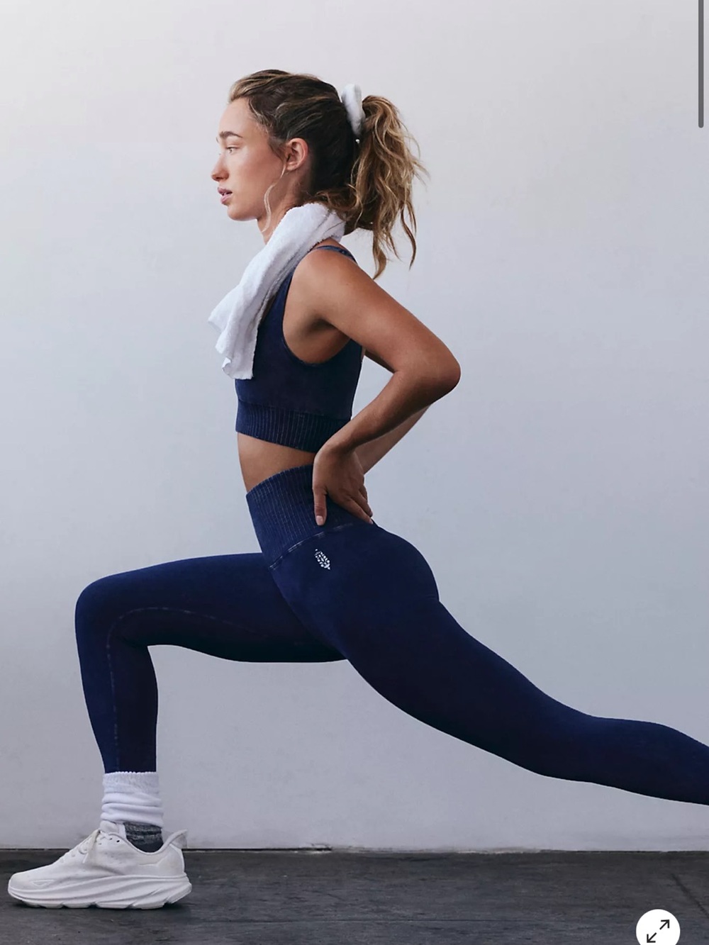 NWOT Free People Movement Good Karma High-Waist Leggings NAVY color